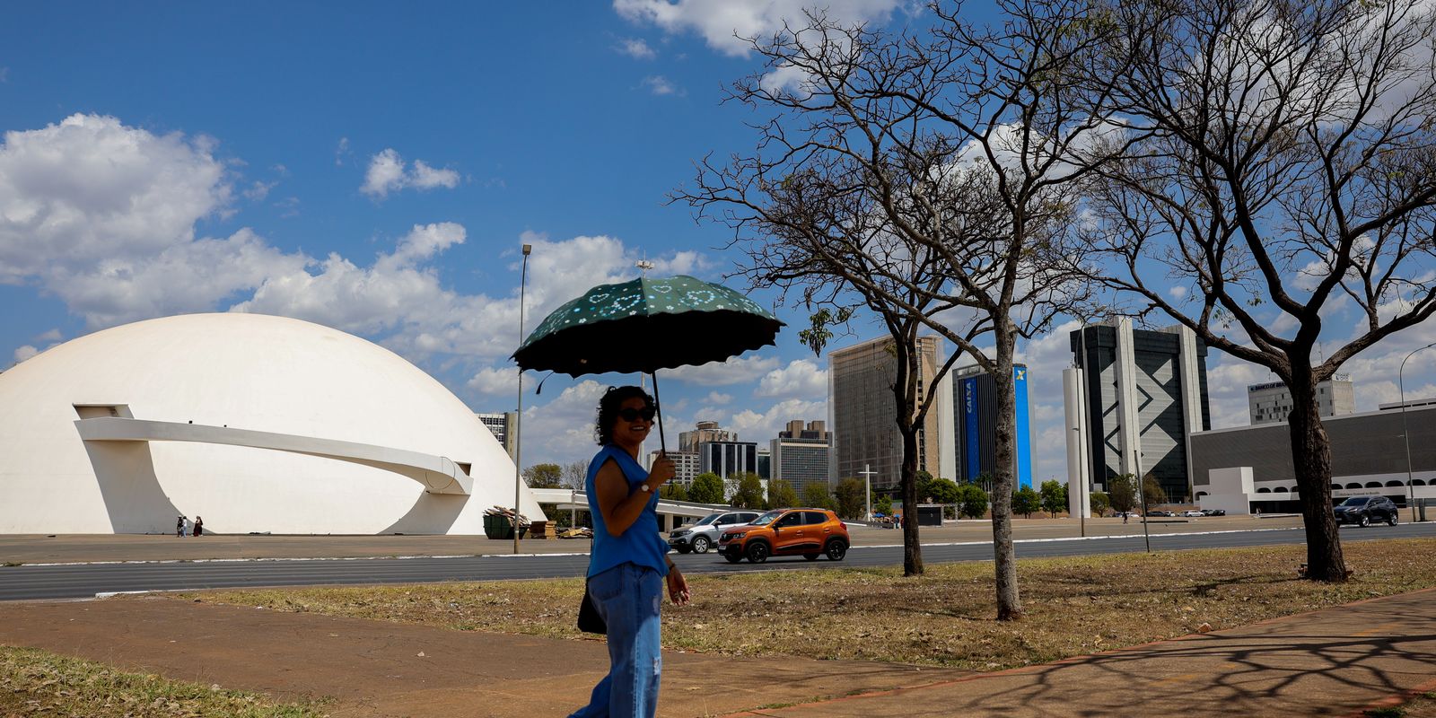 Região Sul tem risco de temporal e granizo; outras regiões têm calor
