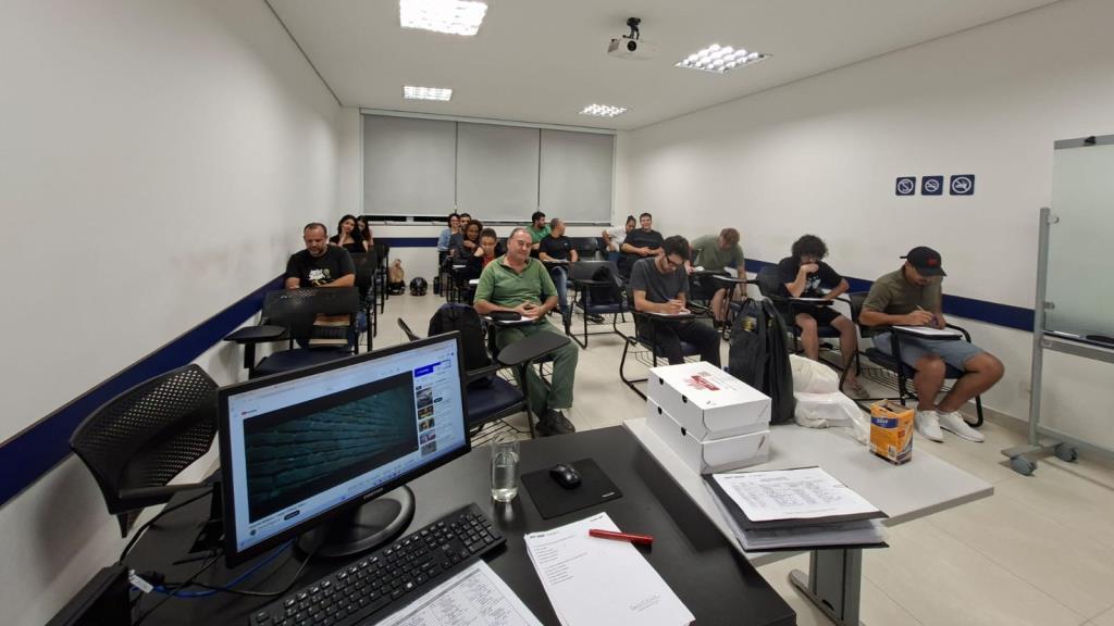 Sest Senat Limeira oferece 60 vagas em curso gratuito de Operador de Empilhadeira