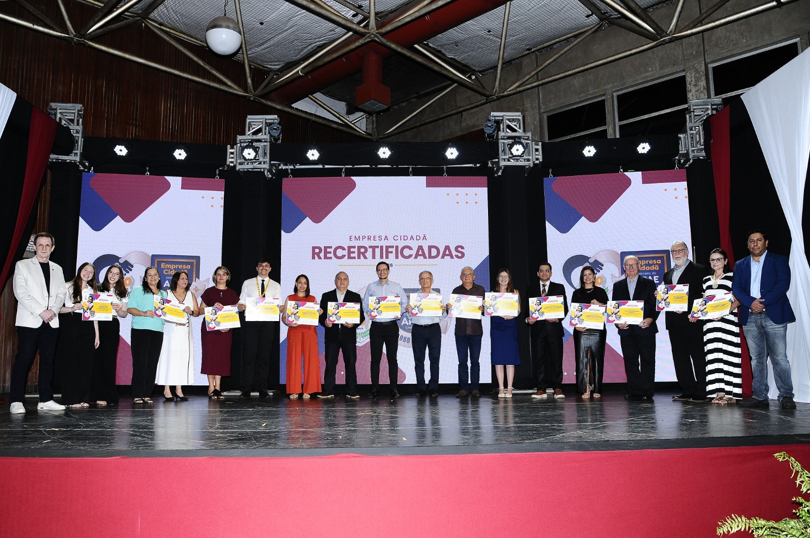 APAE Limeira entrega Selo Empresa Cidadã Parceira em edição especial de 60 anos