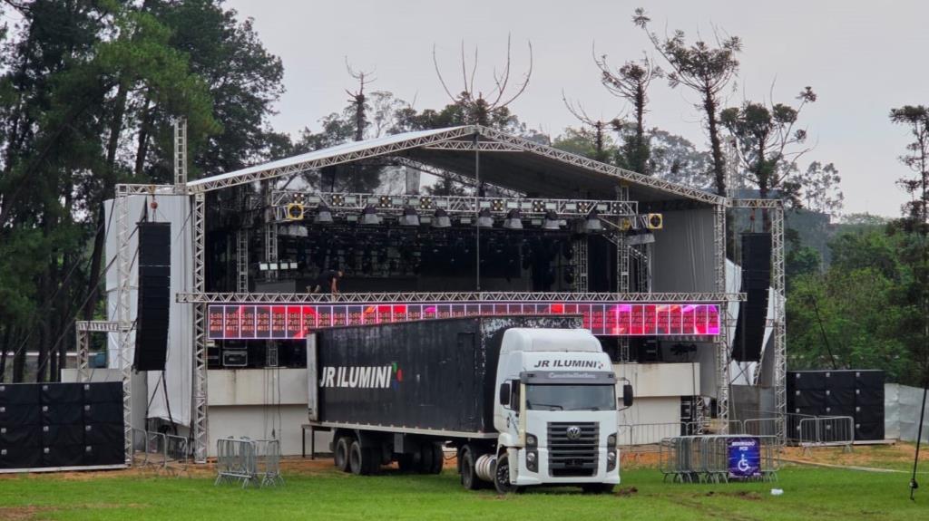 Limeira 200 anos: palco e megaestrutura estão prontos para receber o público no Horto Florestal