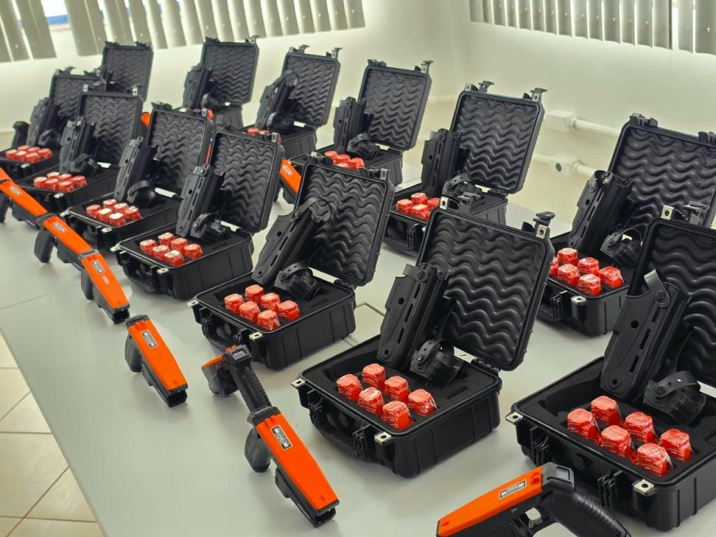 GCM de Limeira recebe 188 dispositivos Spark para reforçar segurança nas ruas