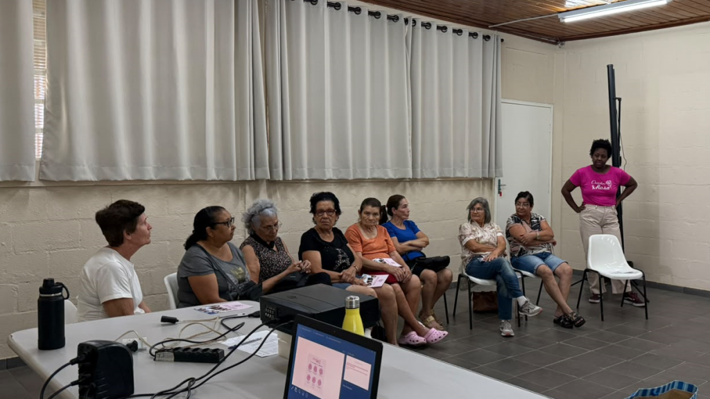 Roda de conversa discute prevenção ao câncer de mama em Limeira