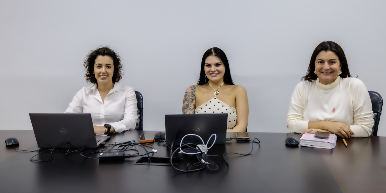 Comissão de Constituição, Justiça e Redação analisa 15 projetos e é favorável a oito