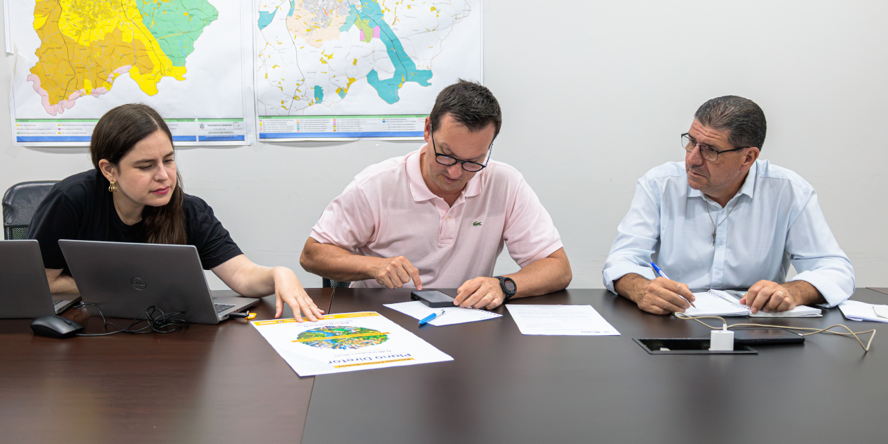 Comissão de Meio Ambiente cobra esclarecimentos da Prefeitura sobre construções irregulares em APPs